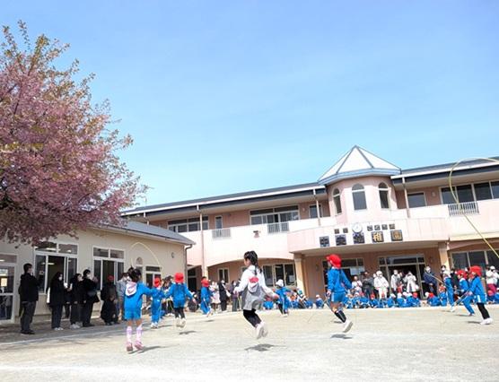 ☆こま・なわとび大会～年中・年長組～